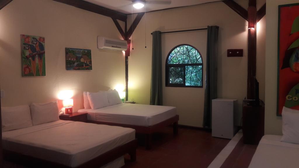 Jungle Villa Manuel Antonio Rum bild